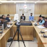 कार्य योजना बनाकर लक्ष्यों की शत-प्रतिशत पूर्ति सुनिश्चित करें : कलेक्टर img-20251216-wa0013544410289307819613.jpg